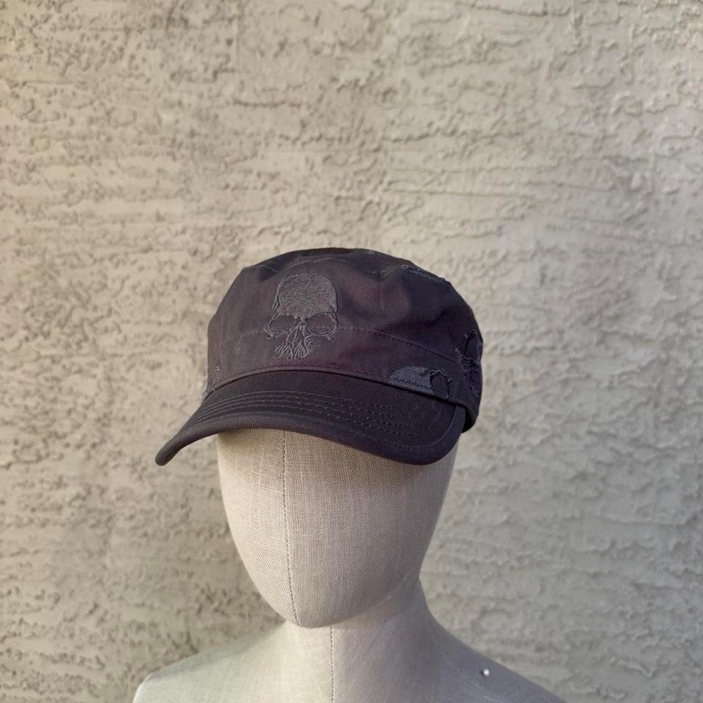 GREY SKULL EMBROIDERED CADET CAP